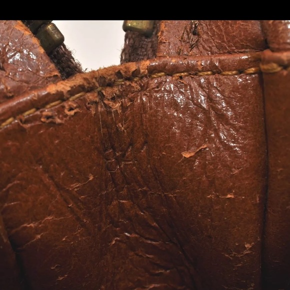 Louis Vuitton vintage sports pouch🌙 - Picture 15 of 15